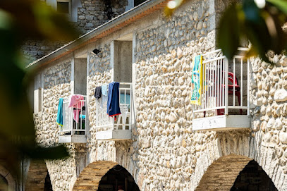 Camping 4 étoiles Ardèche Sud à Rosière - Domaine Arleblanc - Rosières France 1 AF1QipNnow4LzxqFpu2IMf8gQ7TSXTPA ROfonJ6pOZpw408 h271 k no